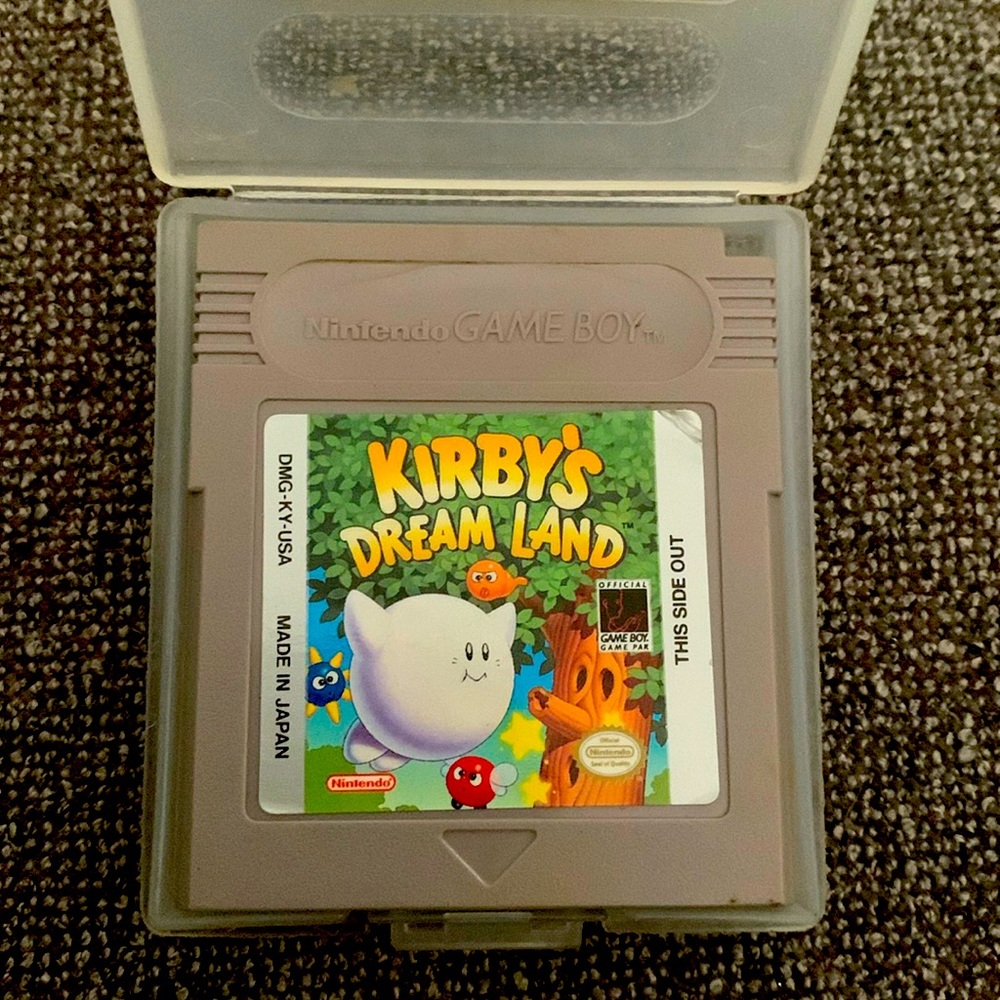 Kirby’s Dream Land Game Boy cartridge